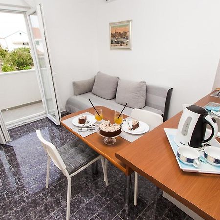 Apartmani Sanja Vodice Eksteriør billede