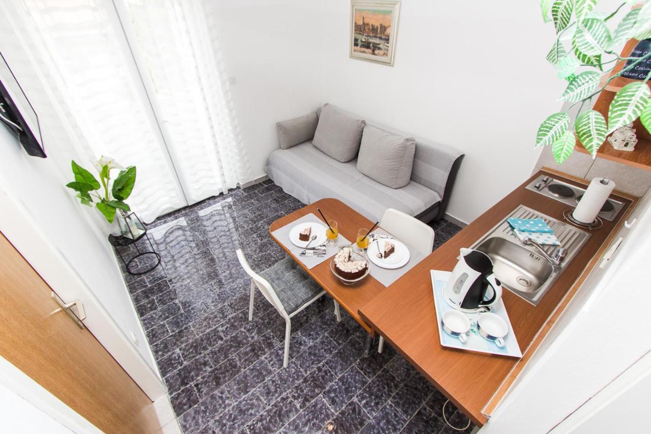 Apartmani Sanja Vodice Eksteriør billede