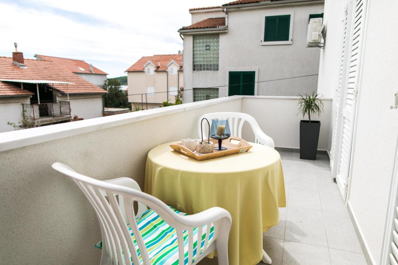 Apartmani Sanja Vodice Eksteriør billede