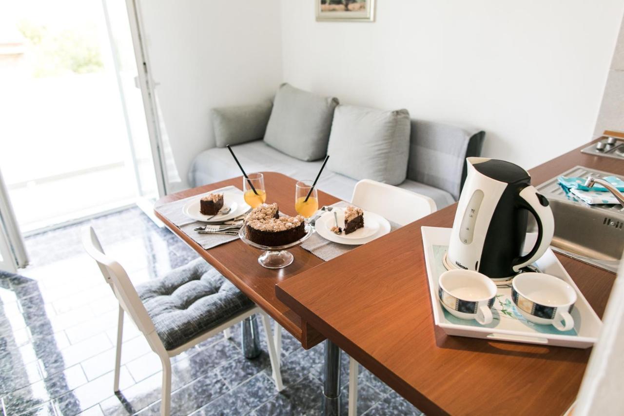 Apartmani Sanja Vodice Eksteriør billede