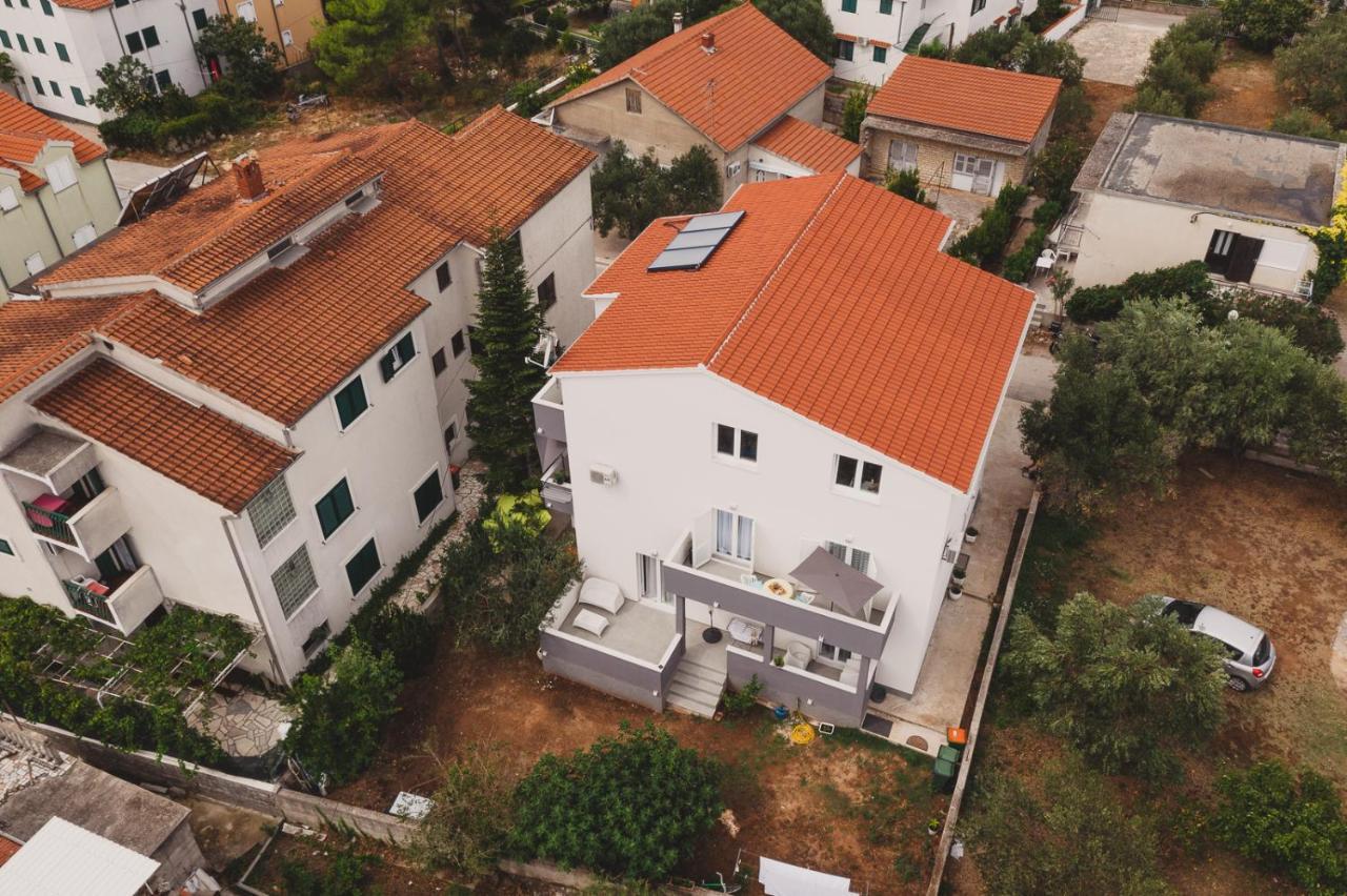 Apartmani Sanja Vodice Eksteriør billede