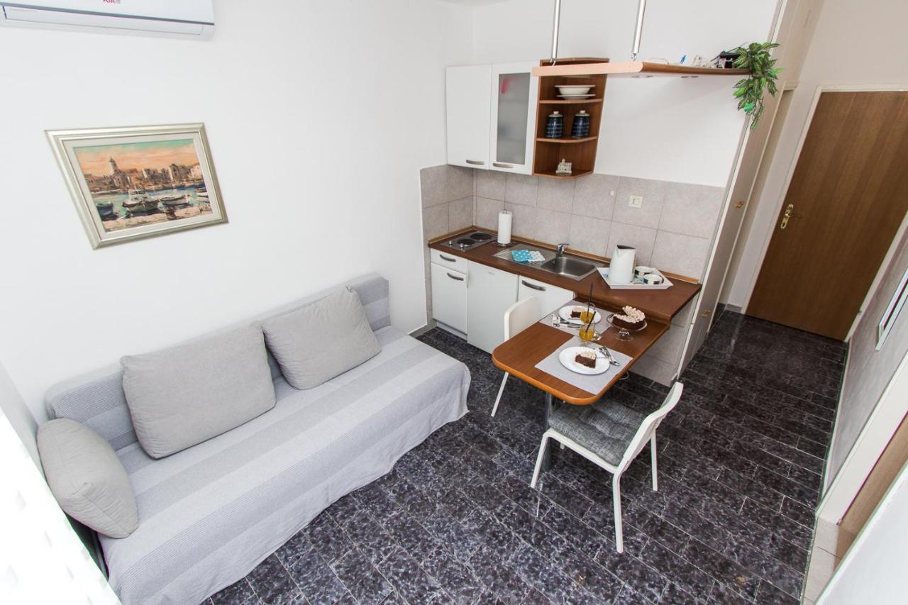 Apartmani Sanja Vodice Eksteriør billede